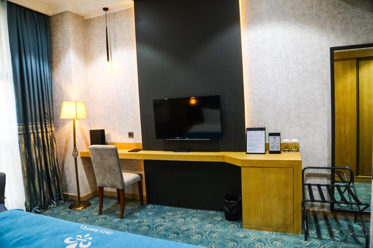 Iris Hotel Baku - Halal Hotel Bagian luar foto