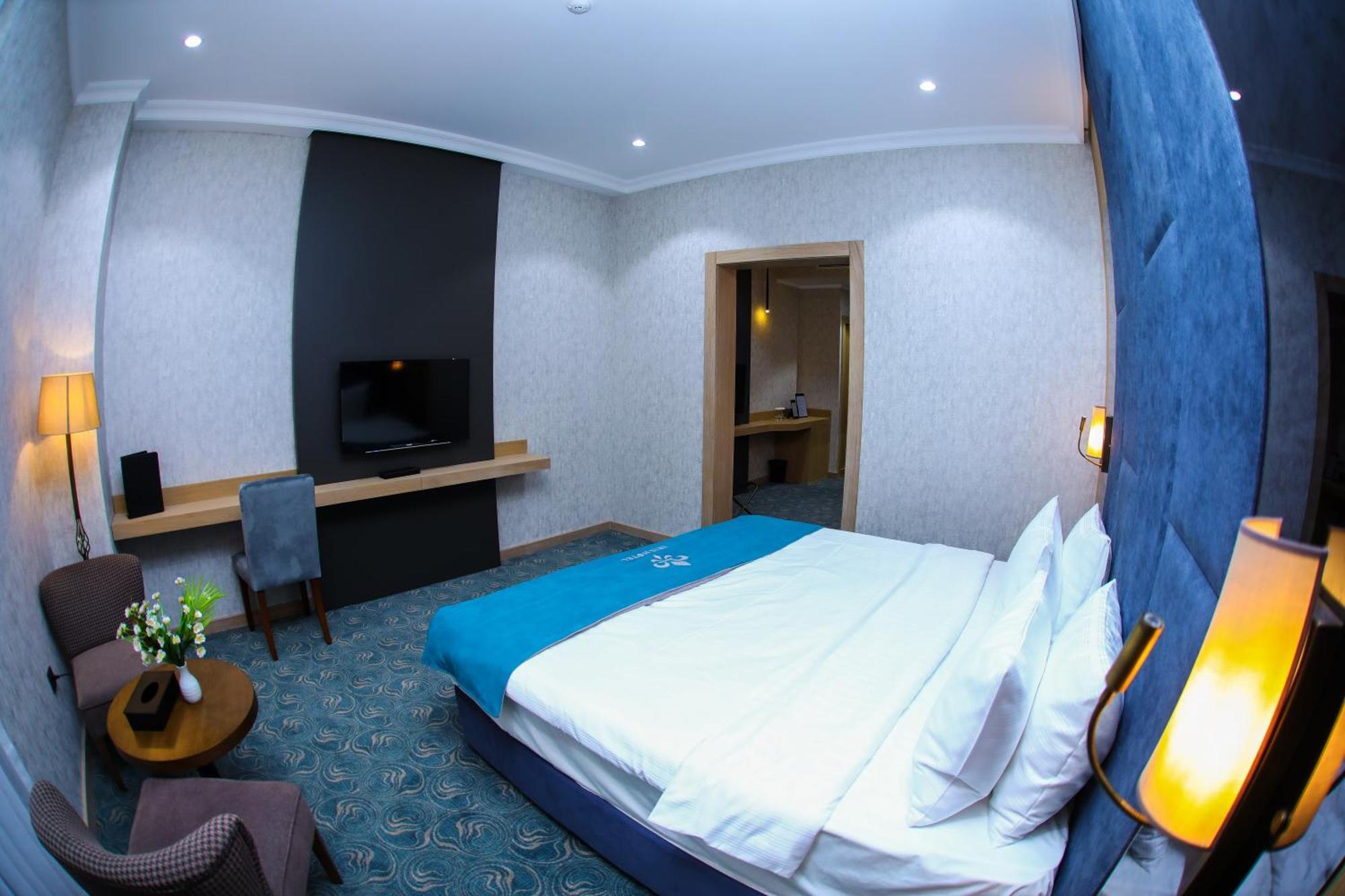Iris Hotel Baku - Halal Hotel Bagian luar foto
