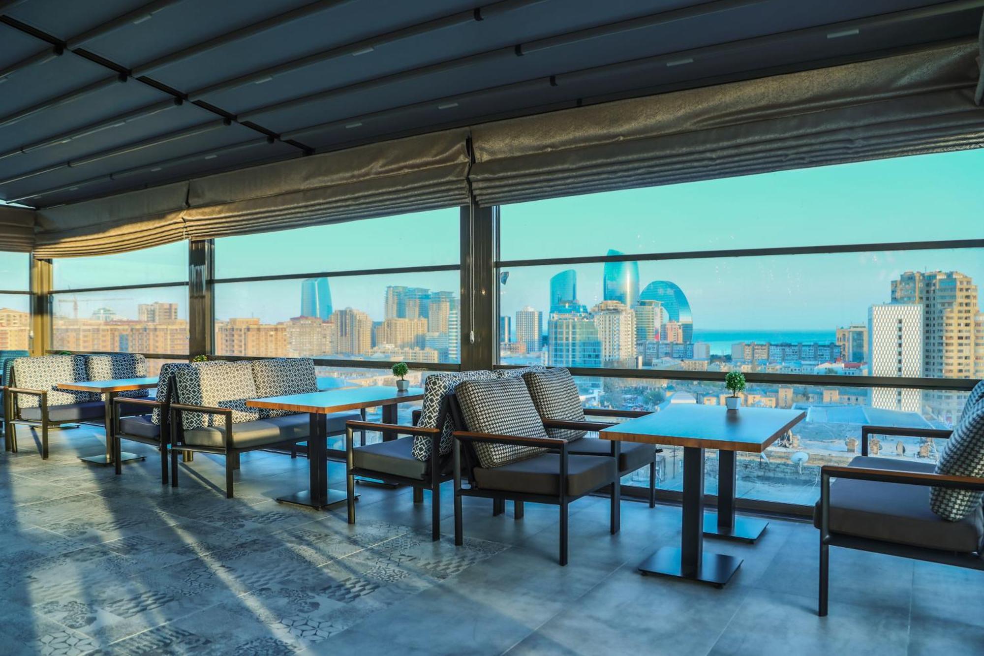 Iris Hotel Baku - Halal Hotel Bagian luar foto